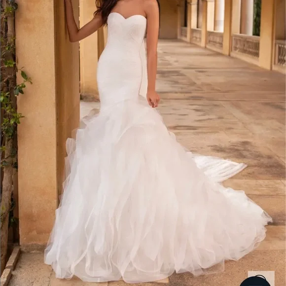 NEW-Pronovias wedding dress- “Mildred” size 8 - Picture 1 of 12